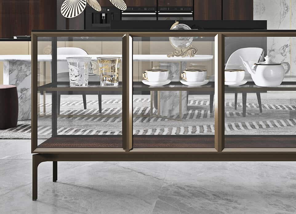 <strong>2019</strong> | Dario Snaidero and his Team unveil ELEGANTE Bespoke RIQUADRO, a new storage system designed by architect Mario Mazzer.