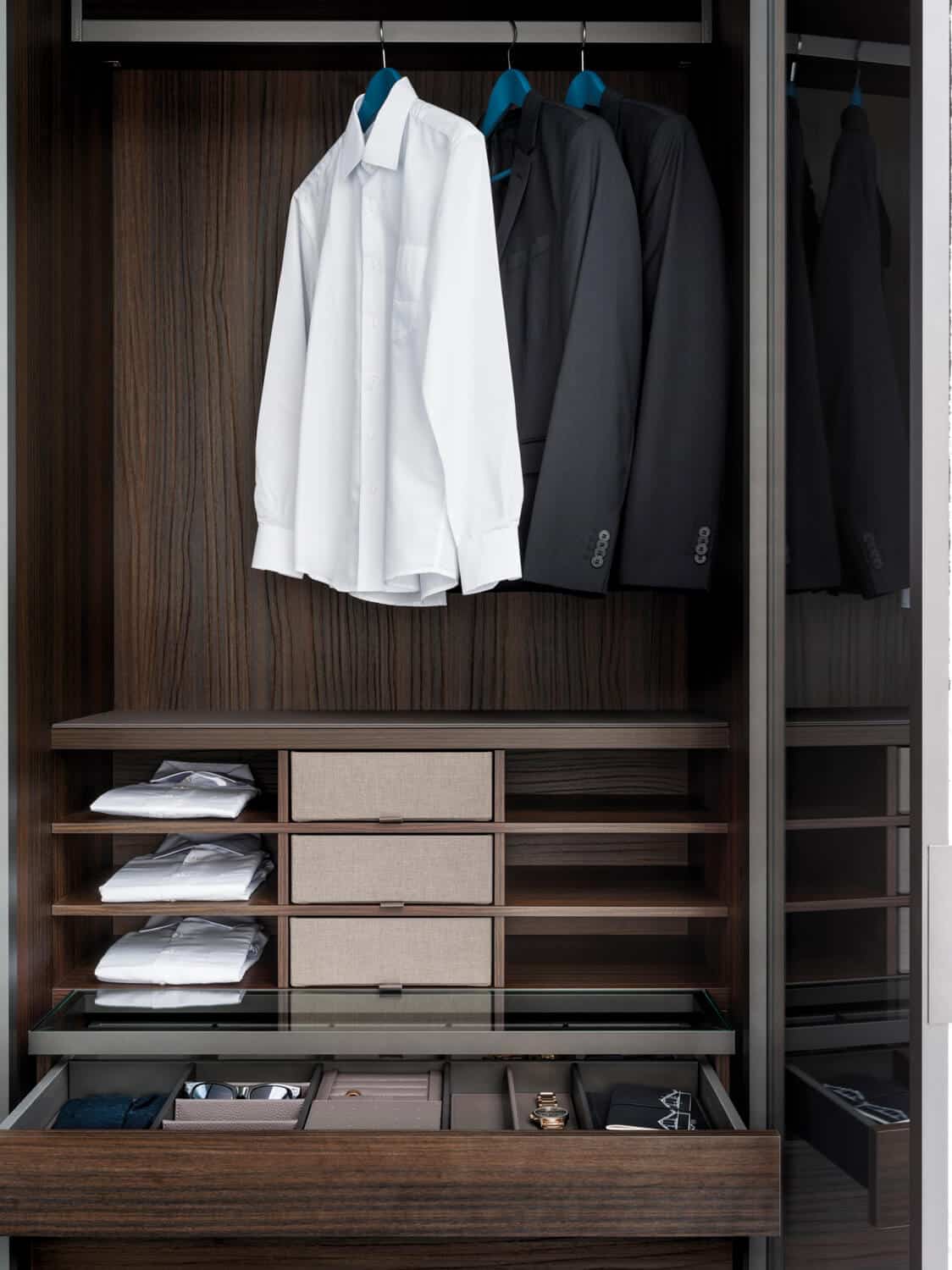 Choosing what to wear has never been more fun. Keeping clothes and accessories organized has never been easier. The Core modular system helps you customize your closet inch by inch.