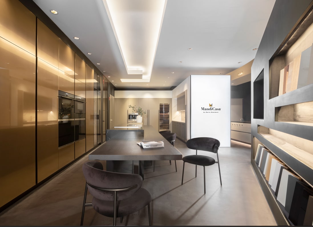 Among the innovative kitchen finishes on display at the showroom is the Bronze Lux liquid metal lacquer; an industry exclusive and the result of pioneering research on the use of metal pigments for cabinets.